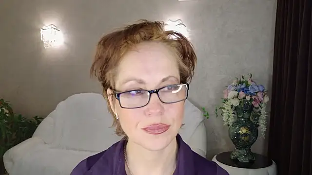 Snapshot of LioraWeiss chatting on 03/04/26, 06:41 LioraWeiss online show from 03/04/26, 06:41