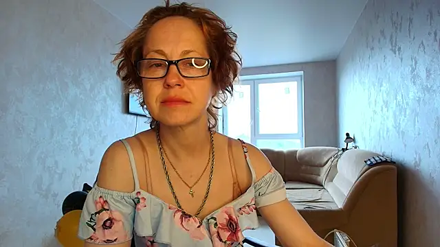 LioraWeiss online show from 05/15/26, 05:14