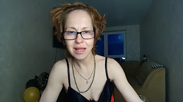 LioraWeiss online show from 05/15/26, 05:20