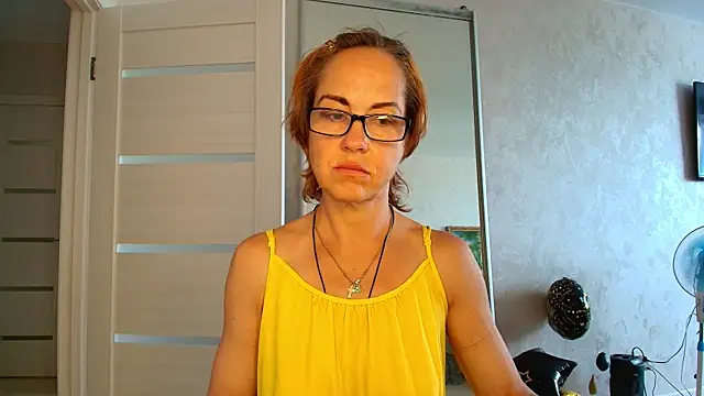 LioraWeiss online show from 06/23/26, 12:25