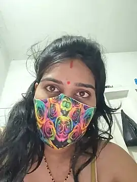 Snapshot of Poonam_bhoji chatting on 06/24/26, 06:40 Poonam bhoji online show from 06/24/26, 06:40