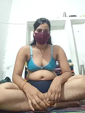 Snapshot of Poonam_bhoji chatting on 07/01/26, 04:51 Poonam bhoji online show from 07/01/26, 04:51