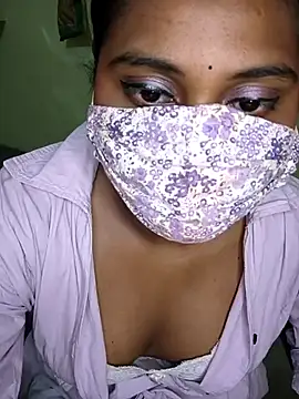 MISS MADHURIBABY online show from 04/26/26, 06:44