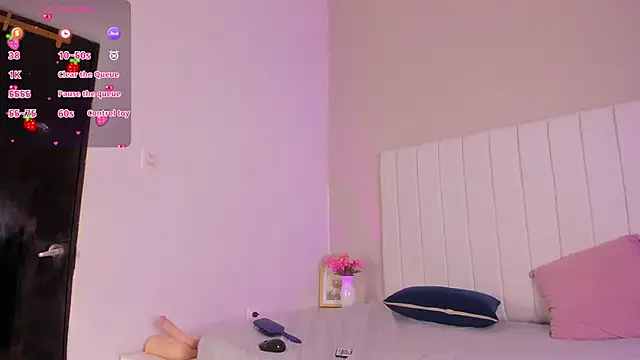 sophia walkett  online show from 06/10/26, 02:38