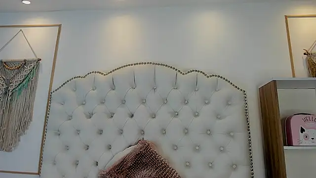Sara funy online show from 05/07/26, 11:26