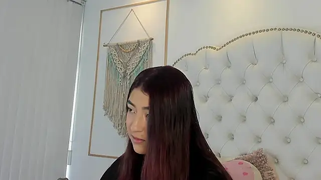 Sara funy online show from 05/09/26, 11:37