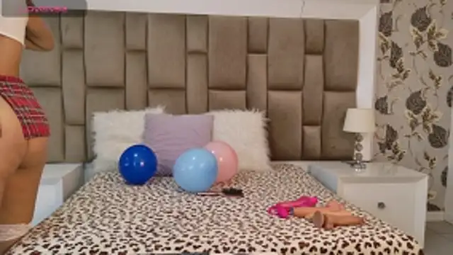 ElizaGiancini online show from 06/01/26, 01:13