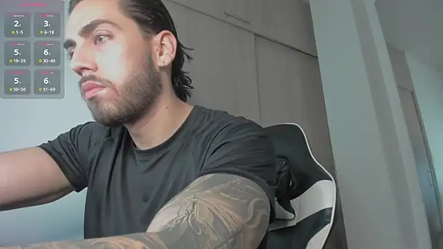 Axel  Blaze online show from 06/11/26, 01:31