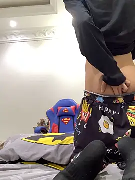 Snapshot of oss96 chatting on 03/27/26, 01:55 oss96 online show from 03/27/26, 01:55