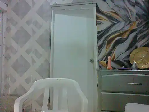 Snapshot of thewatcherxx02 chatting on 03/18/26, 02:47 thewatcherxx02 online show from 03/18/26, 02:47