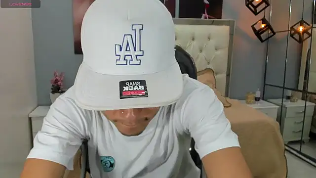 Thiago collinss online show from 05/17/26, 11:12