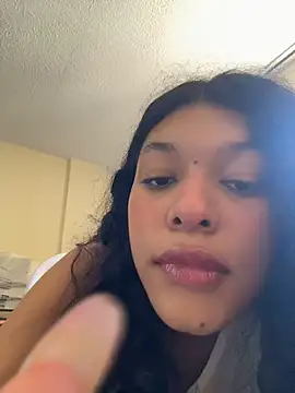 Sophiemoo  online show from 06/26/26, 02:54