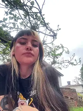 Snapshot of Sara_92 chatting on 03/03/26, 05:52 Sara 92 online show from 03/03/26, 05:52