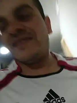 Snapshot of Edwin_Q chatting on 06/04/26, 03:56 Edwin Q online show from 06/04/26, 03:56