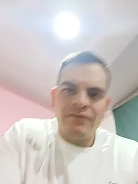 Snapshot of Edwin_Q chatting on 07/06/26, 04:53 Edwin Q online show from 07/06/26, 04:53