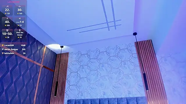 SofiiCruz online show from 05/27/26, 01:57