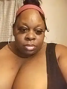 Snapshot of Pinkchocolatebbw chatting on 03/17/26, 03:22 Pinkchocolatebbw online show from 03/17/26, 03:22