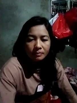 Snapshot of rinrin7700 chatting on 03/04/26, 08:48 rinrin7700 online show from 03/04/26, 08:48