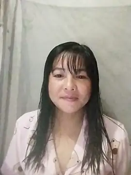 Snapshot of rinrin7700 chatting on 04/04/26, 01:08 rinrin7700 online show from 04/04/26, 01:08