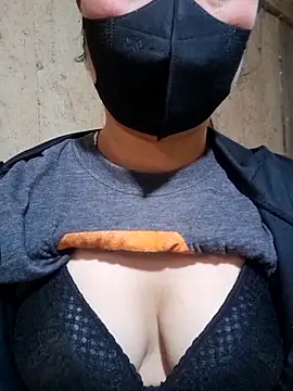 Snapshot of zanh99 chatting on 03/07/26, 04:53 zanh99 online show from 03/07/26, 04:53