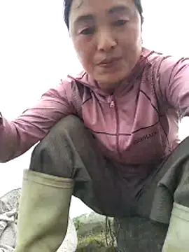 Snapshot of zanh99 chatting on 03/26/26, 05:35 zanh99 online show from 03/26/26, 05:35