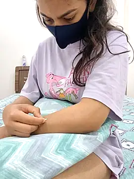 Snapshot of sakshi_jha chatting on 03/07/26, 09:45 sakshi jha online show from 03/07/26, 09:45