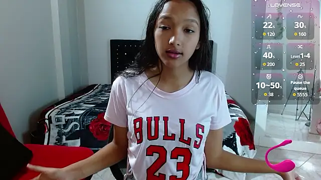 Snapshot of Lovingly_Maria chatting on 03/13/26, 01:07 Lovingly Maria online show from 03/13/26, 01:07