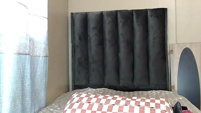 LexyDiana online show from 04/29/26, 06:06