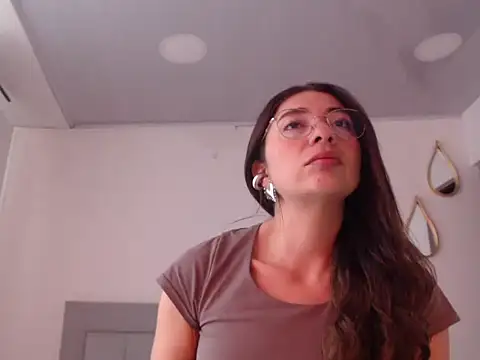 Julietaamado online show from 06/23/26, 05:00