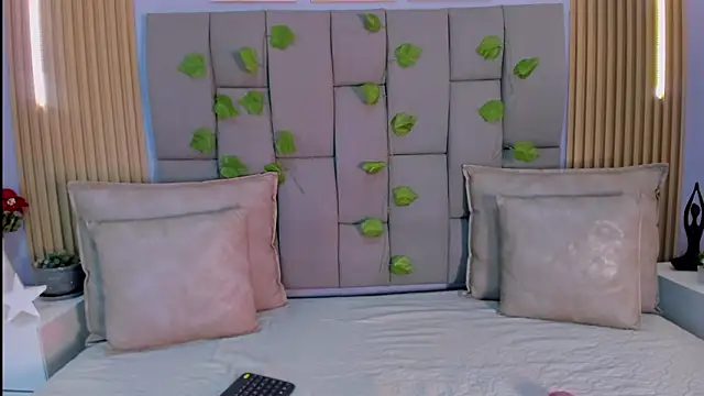 ValeriaRose  online show from 03/13/26, 11:50