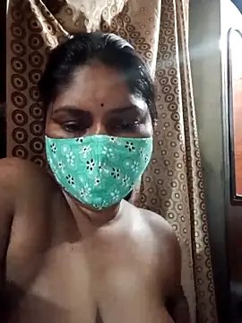 Snapshot of sexyladdupilla chatting on 04/16/26, 12:00 sexyladdupilla online show from 04/16/26, 12:00