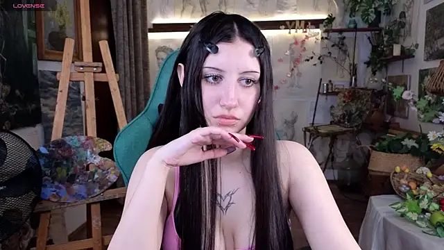 EffieMeowley online show from 04/12/26, 02:11