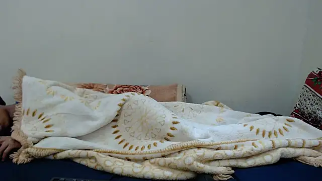 Freakycandy02 online show from 04/28/26, 02:27