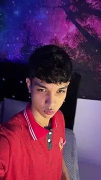 Snapshot of DiamondEssence chatting on 03/18/26, 05:32 DiamondEssence online show from 03/18/26, 05:32