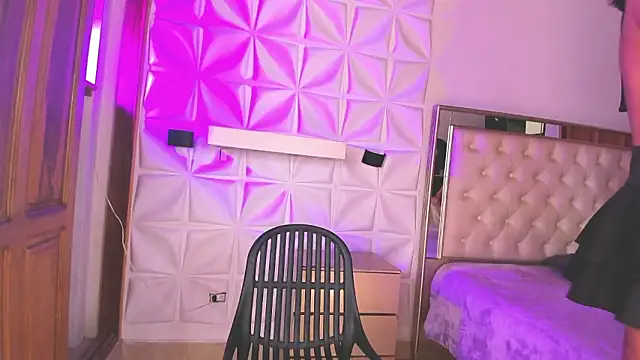 Miss ElektraNova online show from 03/11/26, 08:59