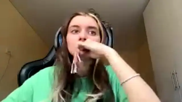 PluralPalaver online show from 03/18/26, 10:18