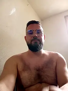 Snapshot of Enzo9911 chatting on 03/28/26, 11:54 Enzo9911 online show from 03/28/26, 11:54