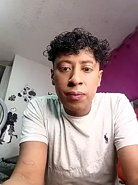 Snapshot of James_large_cock chatting on 03/02/26, 09:16 James large cock online show from 03/02/26, 09:16