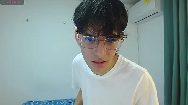 noah millerx online show from 05/01/26, 03:33