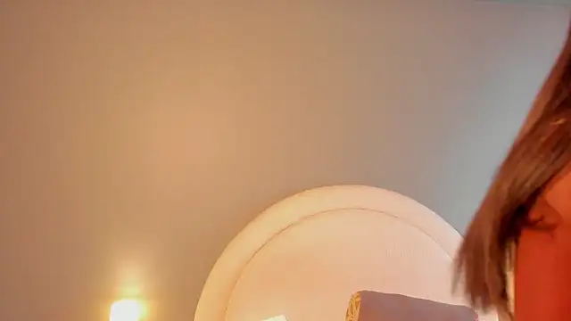 zoepinkett online show from 05/01/26, 04:17