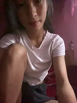 Snapshot of jolly9988 chatting on 04/30/26, 01:12 jolly9988 online show from 04/30/26, 01:12