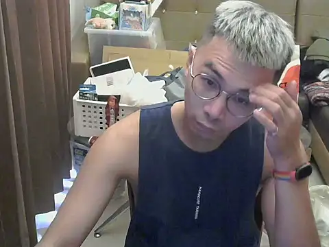 silverwolfwoof online show from 04/05/26, 05:37