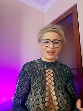 LunaBlaise online show from 05/16/26, 10:36
