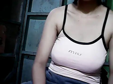 Snapshot of asian_babe1 chatting on 03/06/26, 02:02 asian babe1 online show from 03/06/26, 02:02