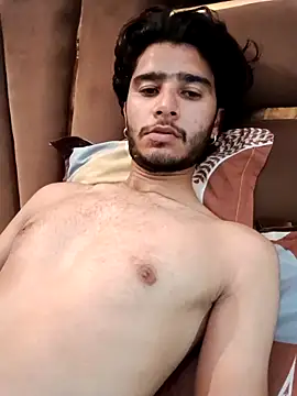 Snapshot of CoralN chatting on 03/07/26, 10:40 CoralN online show from 03/07/26, 10:40