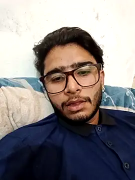 Snapshot of CoralN chatting on 04/07/26, 03:51 CoralN online show from 04/07/26, 03:51