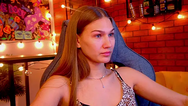 Snapshot of Sweet_Emilya chatting on 05/11/26, 05:46 Sweet Emilya online show from 05/11/26, 05:46