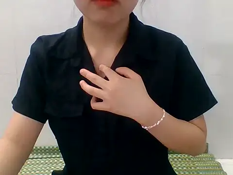 kiraa-007 online show from 05/12/26, 03:42
