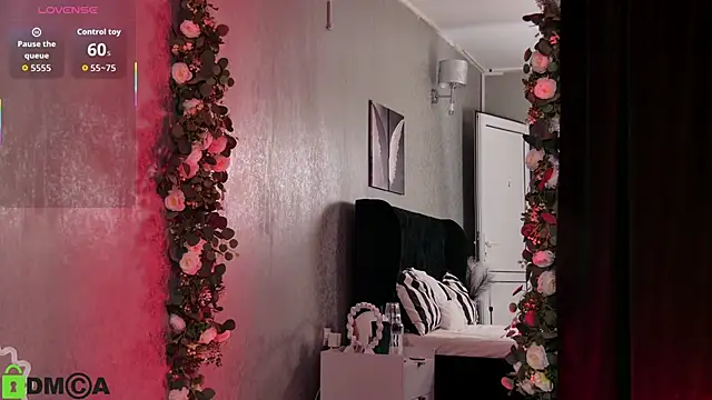 SiennaLiebe online show from 06/28/26, 07:09