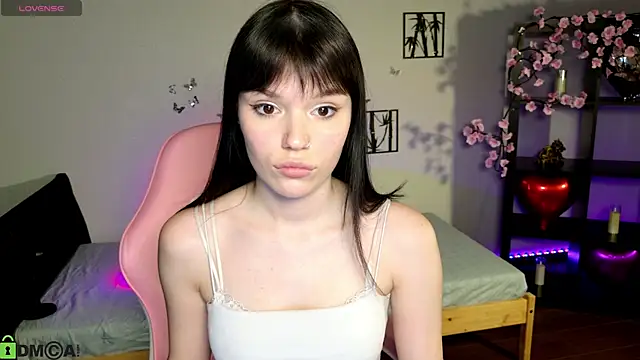 Snapshot of JanetCensley chatting on 05/10/26, 08:30 JanetCensley online show from 05/10/26, 08:30
